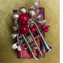 Load image into Gallery viewer, Christmas Guest Soaps.Musical.
