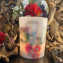 Load image into Gallery viewer, Bush Flora - Wax Lanterns Australiana