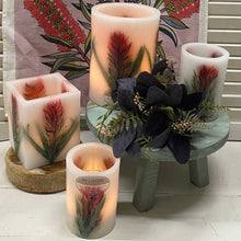 Load image into Gallery viewer, Bottlebrush - Australiana Wax Lanterns