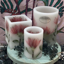 Load image into Gallery viewer, Red Flowering Gum - Australiana Wax Lanterns
