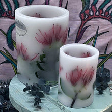 Load image into Gallery viewer, Red Flowering Gum - Australiana Wax Lanterns