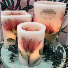 Load image into Gallery viewer, Red Flowering Gum - Australiana Wax Lanterns