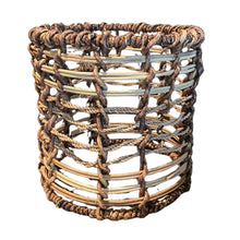 Load image into Gallery viewer, Rattan Basket Pot Surrounds.27cm
