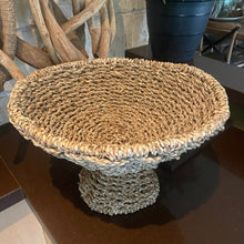 Load image into Gallery viewer, Hyacinth Rope Fruit Basket / Pot Plant Stand. Natural.
