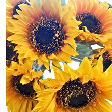 Load image into Gallery viewer, Sunflower Bush. Artificial 7 Flowers. 45cm.
