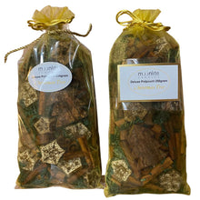 Load image into Gallery viewer, Christmas Tree Deluxe Pot Pourri. 250gram

