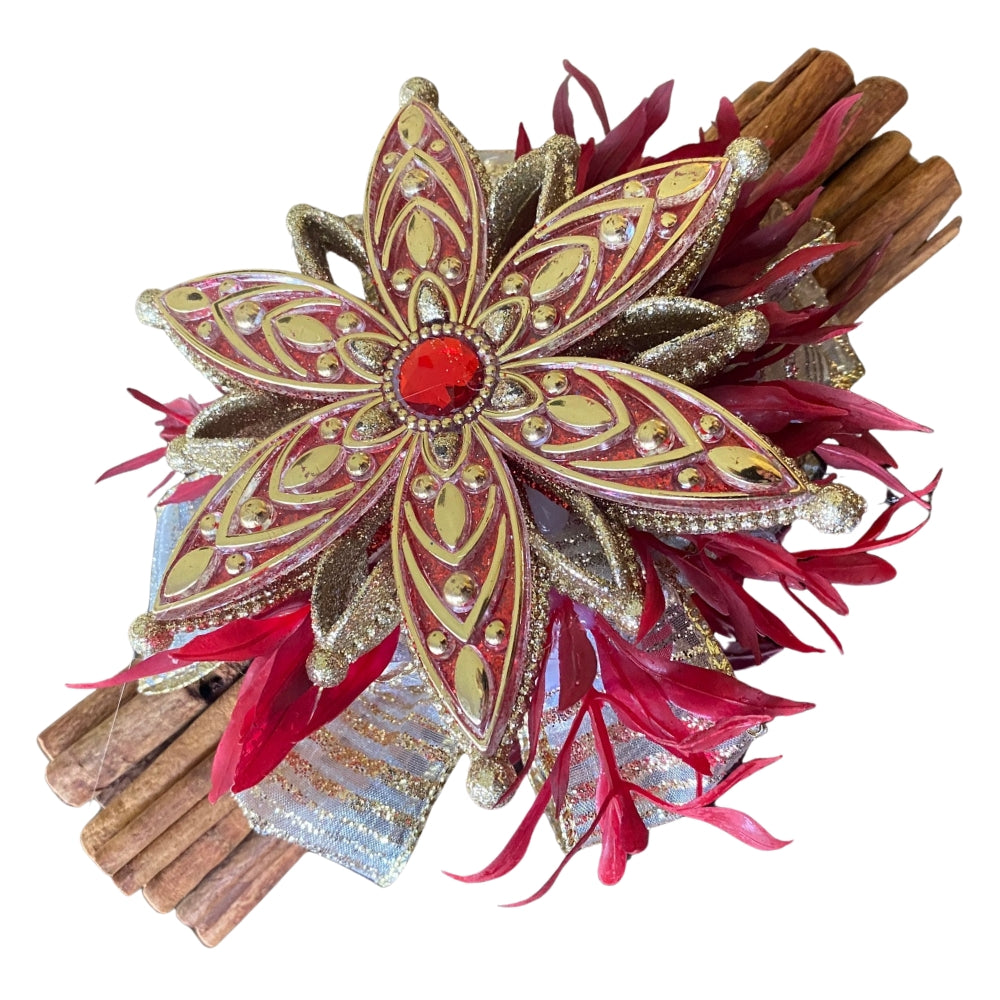 Cinnamon Sticks. Christmas Snowflake. Fragrant Quills. 23cm Red Gold