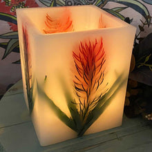 Load image into Gallery viewer, Bottlebrush - Australiana Wax Lanterns
