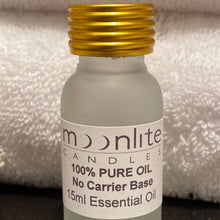 Load image into Gallery viewer, Lemon Myrtle &quot;Backhousia citriodora&quot; Essential Oil
