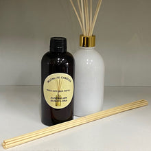 Load image into Gallery viewer, Australian Bush Flora - Reed Diffuser Refill Fragrance 300ml Bottle + Set of Reeds
