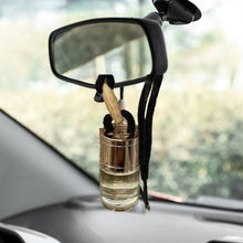 Load image into Gallery viewer, Lemongrass &amp; Ginger - Fragrant Car Diffuser

