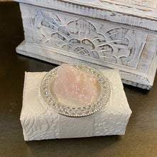 Load image into Gallery viewer, Earth Crystal Guest Soaps.
