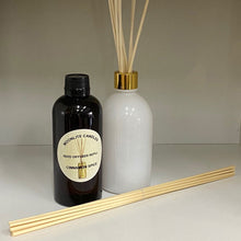 Load image into Gallery viewer, Cinnamon Spice - Reed Diffuser Refill Fragrance 300ml Bottle + Set of Reeds
