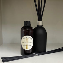 Load image into Gallery viewer, Vanilla Crème - Reed Diffuser Refill Fragrance 300ml Bottle + Set of Reeds
