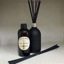 Load image into Gallery viewer, Oriental Musk - Reed Diffuser Refill Fragrance 300ml Bottle + Set of Reeds
